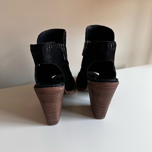 Vince Camuto Open Toe Booties size 6.5 - Picture 5 of 6